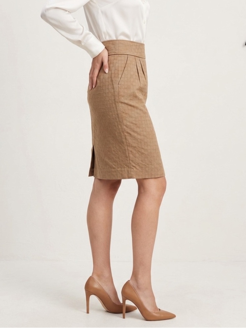 Club Monaco Tan Pencil Skirt with Pockets Size 6